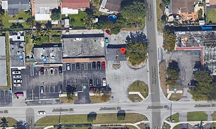 Foto de propiedad en 7761 Johnson Street, Pembroke Pines, FL 33024 Pembroke Pines con MLS# 