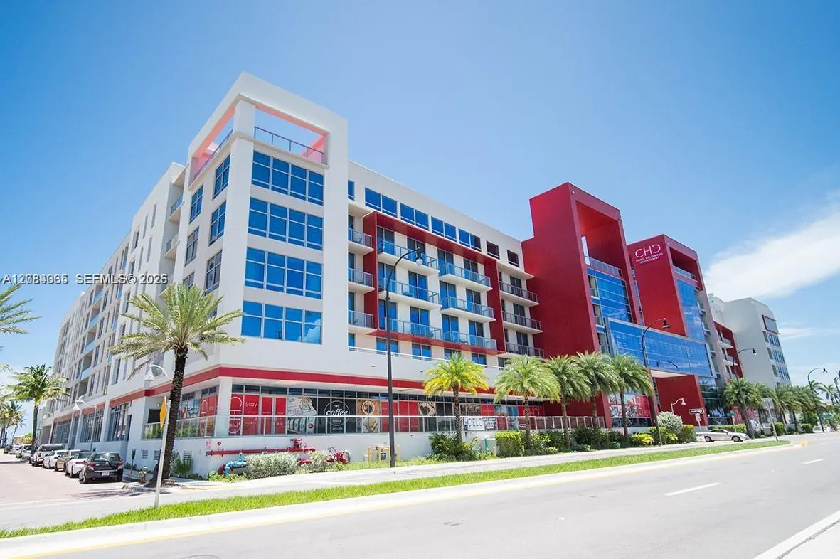 En Venta 777 N Ocean Drive S502, Hollywood, FL 33019, Hollywood, FL 33019