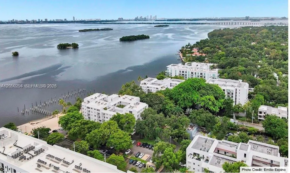 Foto de propiedad en 777 NE 62nd Street C303, Miami, FL 33138 Miami con MLS#