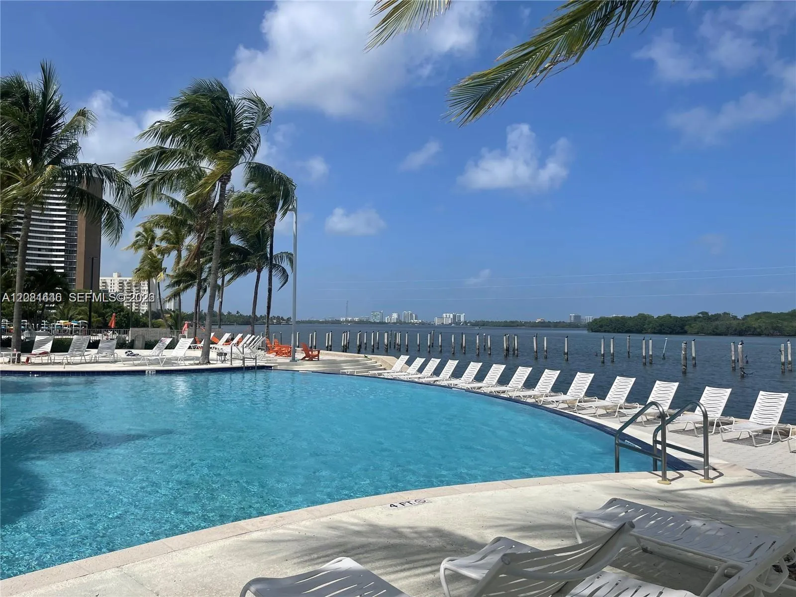 Foto de propiedad en 777 NE 62nd Street C306, Miami, FL 33138 Miami con MLS# 