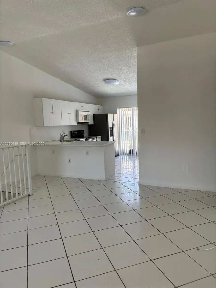 Foto de propiedad en 7778 W 34th Lane 20-201, Hialeah, FL 33018 Hialeah con MLS# 