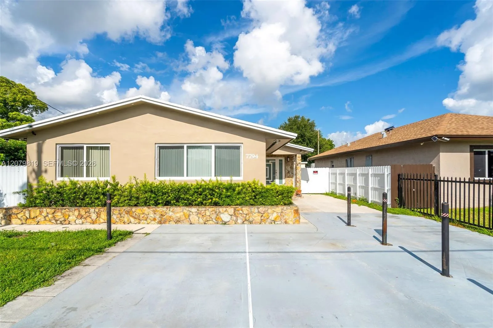 En Venta 7794 NW 14th Court, Miami, FL 33147, Miami, FL 33147