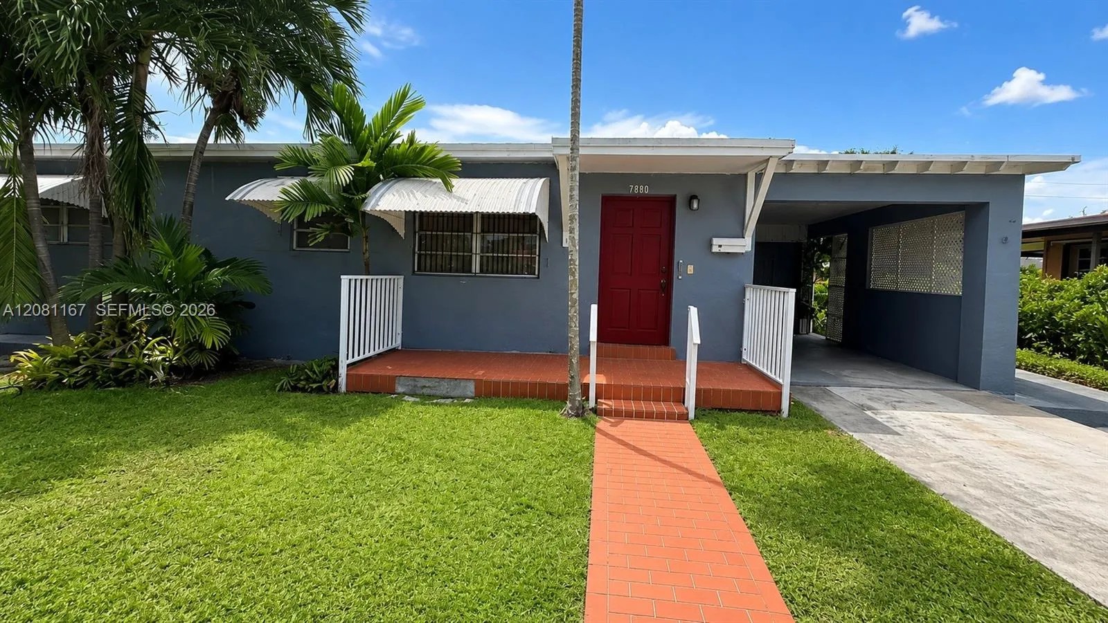 Foto de propiedad en 7800 SW 34th Terrace, Miami, FL 33155 Miami con MLS# 