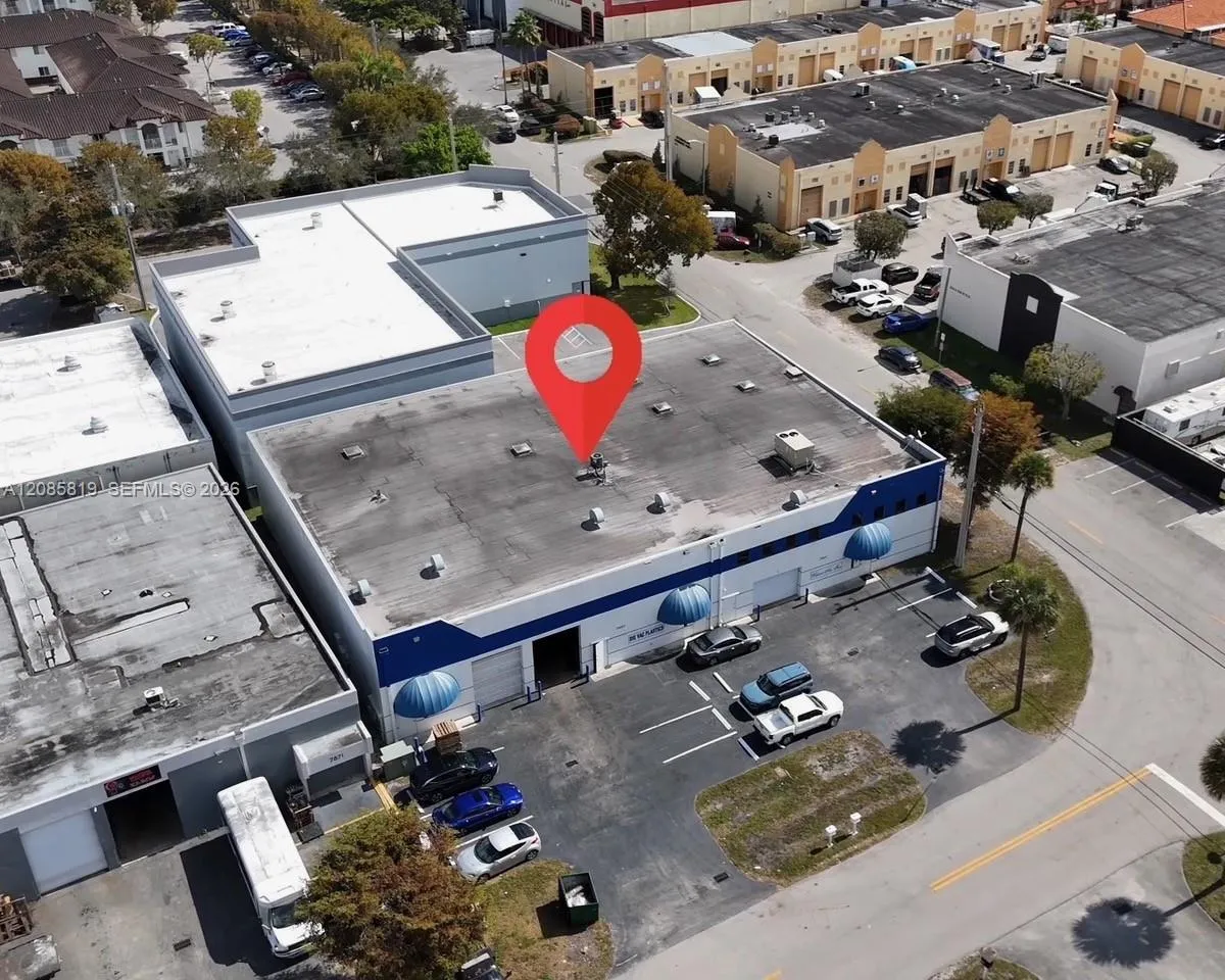 Foto de propiedad en 7801 W 25th Court, Hialeah, FL 33016 Hialeah con MLS# 