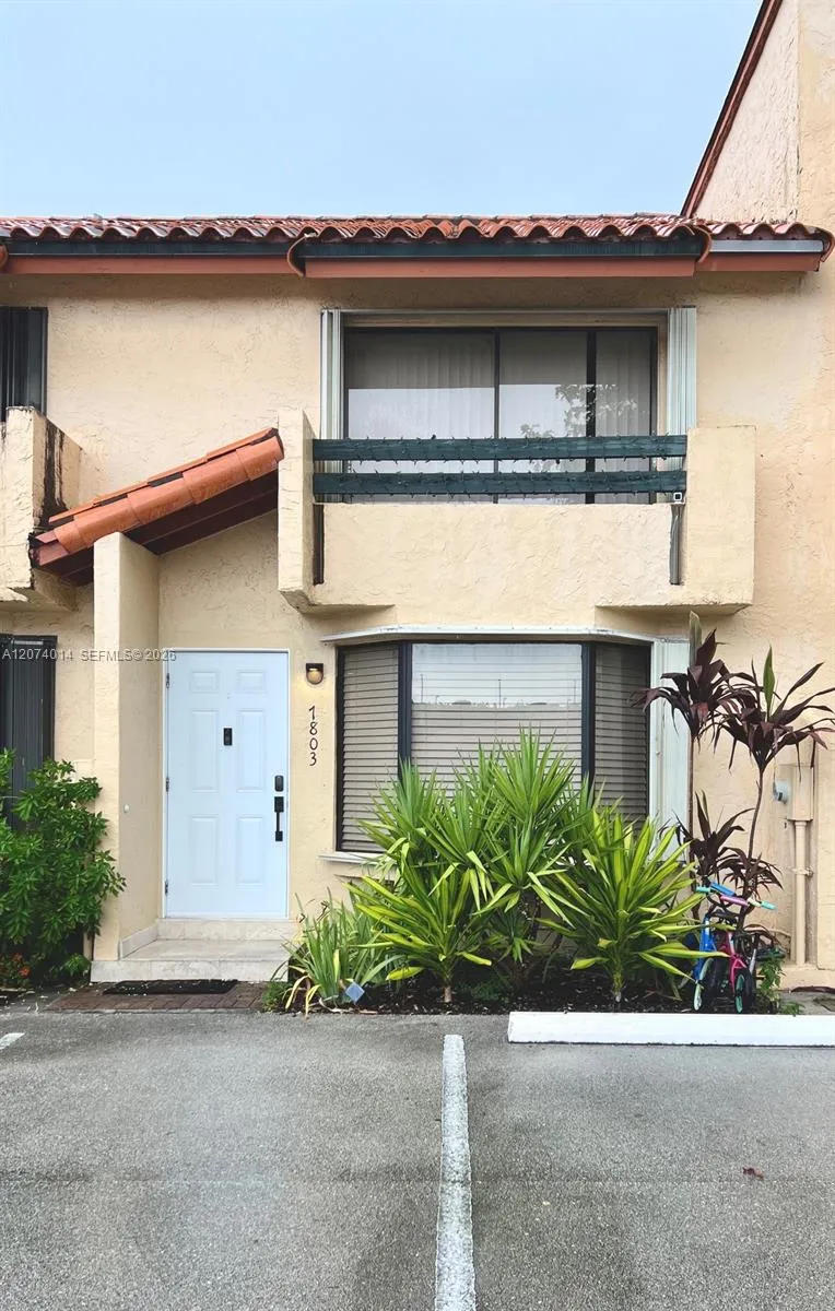 En Venta 7803 SW 102nd Lane, Miami, FL 33156, Miami, FL 33156