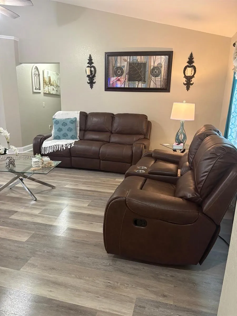 En Venta 781 E Marion Oaks Pass, Ocala, FL 34473, Ocala, FL 34473