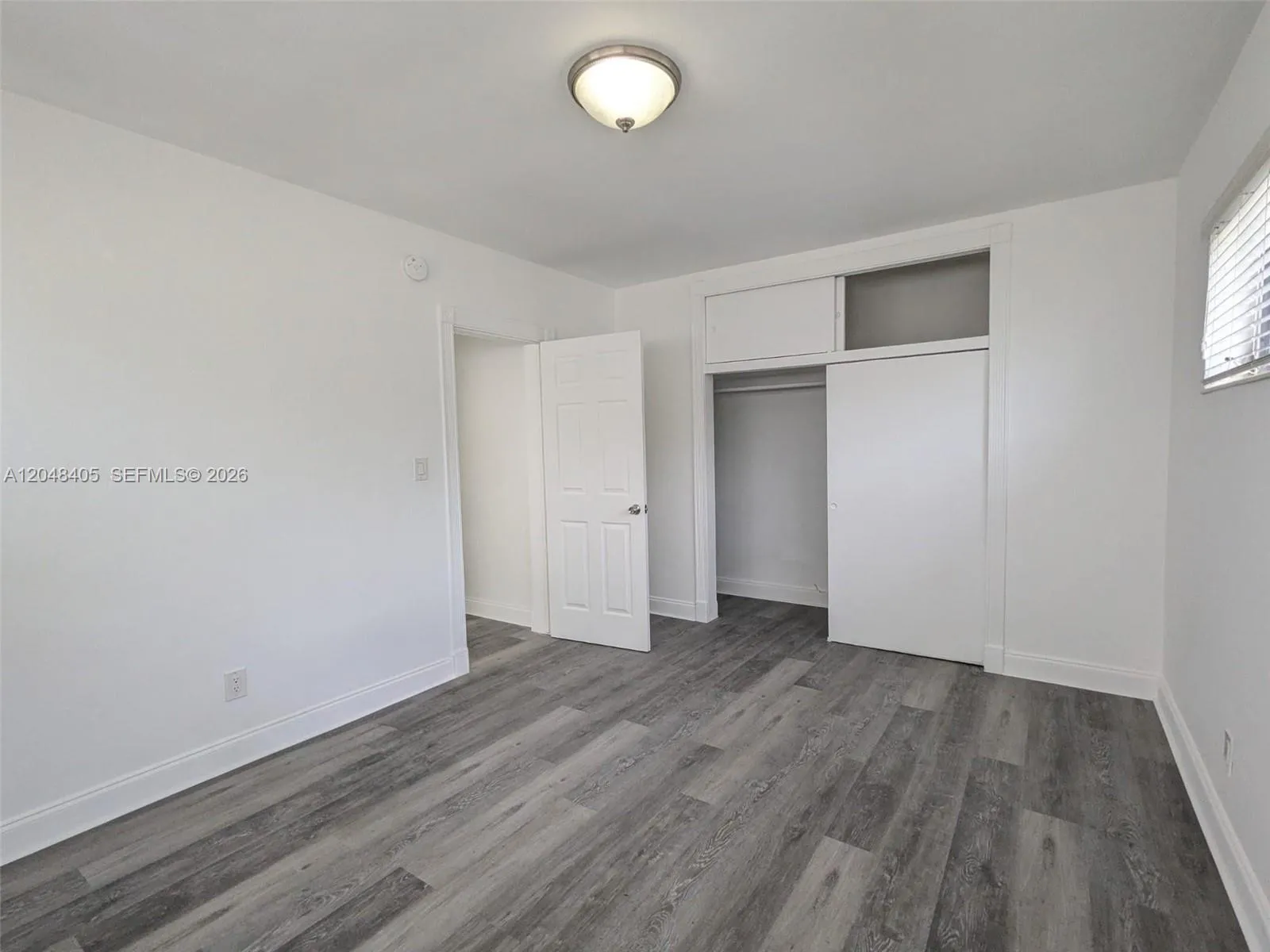 Foto de propiedad en 7815 Crespi Boulevard 1, Miami Beach, FL 33141 Miami Beach con MLS# 
