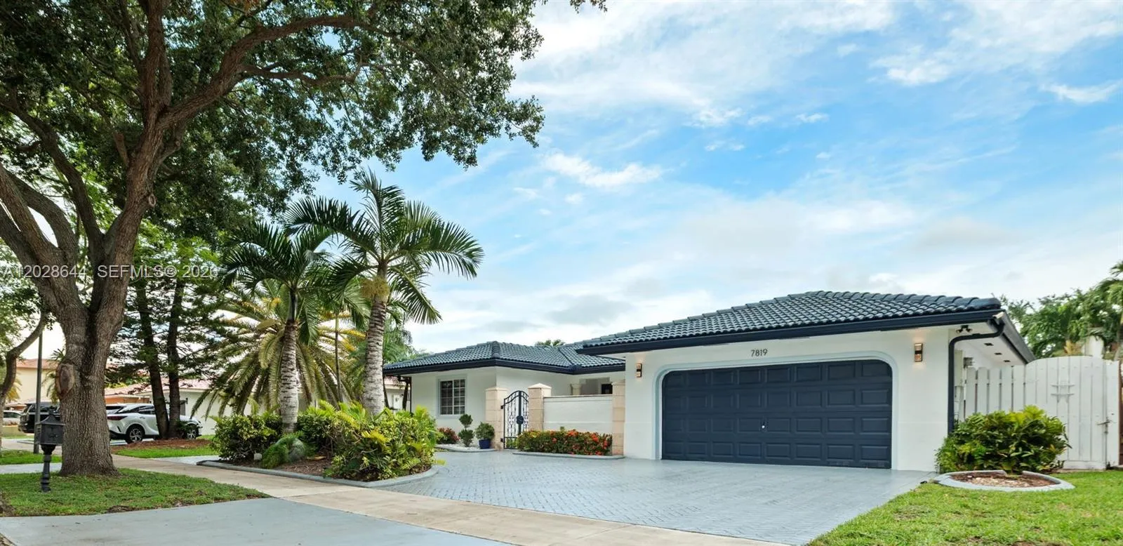 Vendido 7819 NW 166th Terrace, Miami Lakes, FL 33016, Miami Lakes, FL 33016