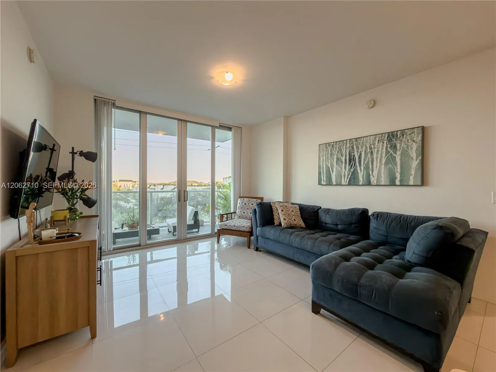 Foto de propiedad en 7825 NW 107th Avenue 301, Doral, FL 33178 Doral con MLS# 