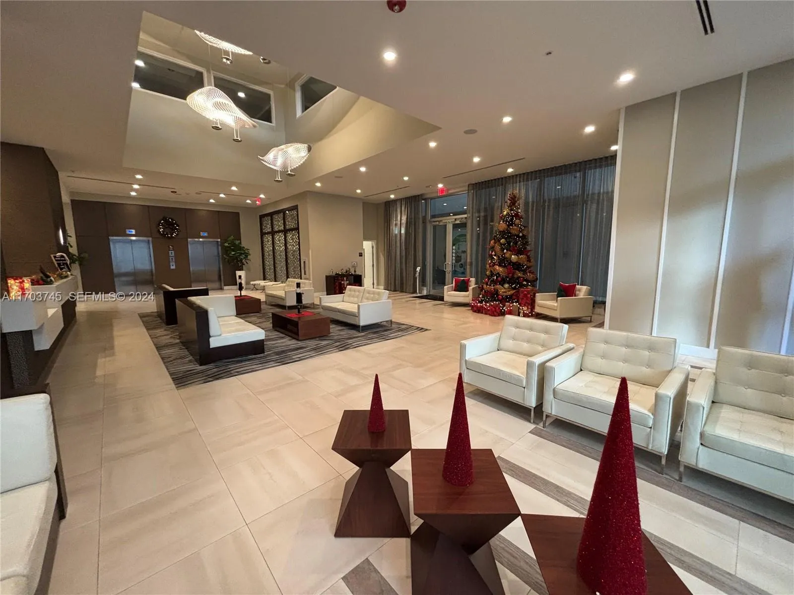 Foto de propiedad en 7825 NW 107th Avenue 310, Doral, FL 33178 Doral con MLS# 