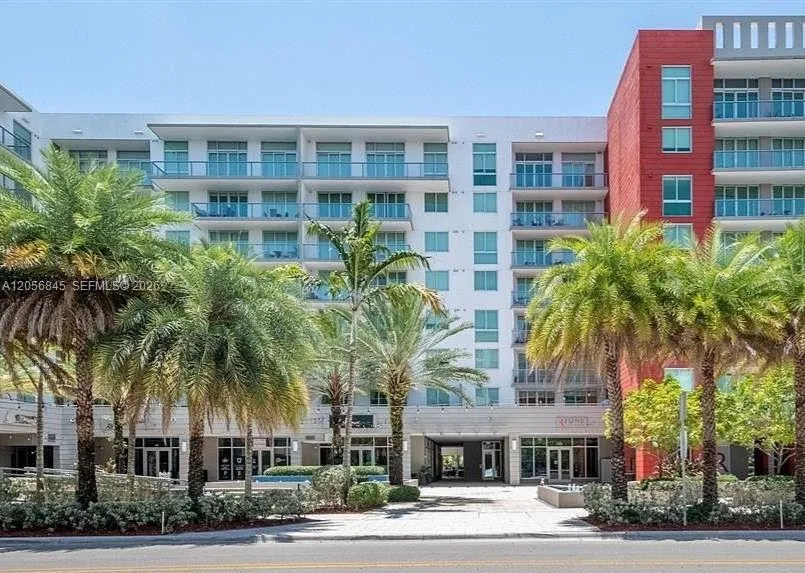 Foto de propiedad en 7825 NW 107th Avenue 410, Doral, FL 33178 Doral con MLS# 
