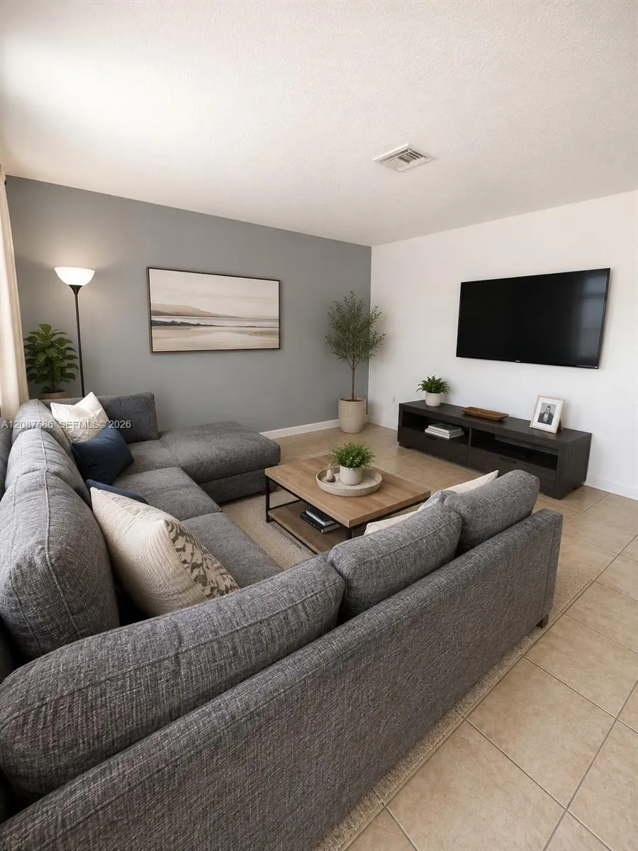 En Renta 7830 SW 10th Street A, North Lauderdale, FL 33068, North Lauderdale, FL 33068