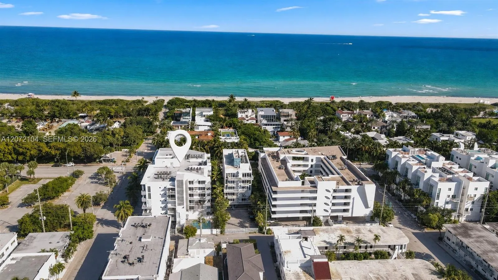Foto de propiedad en 7832 Collins Avenue 202, Miami Beach, FL 33141 Miami Beach con MLS# 