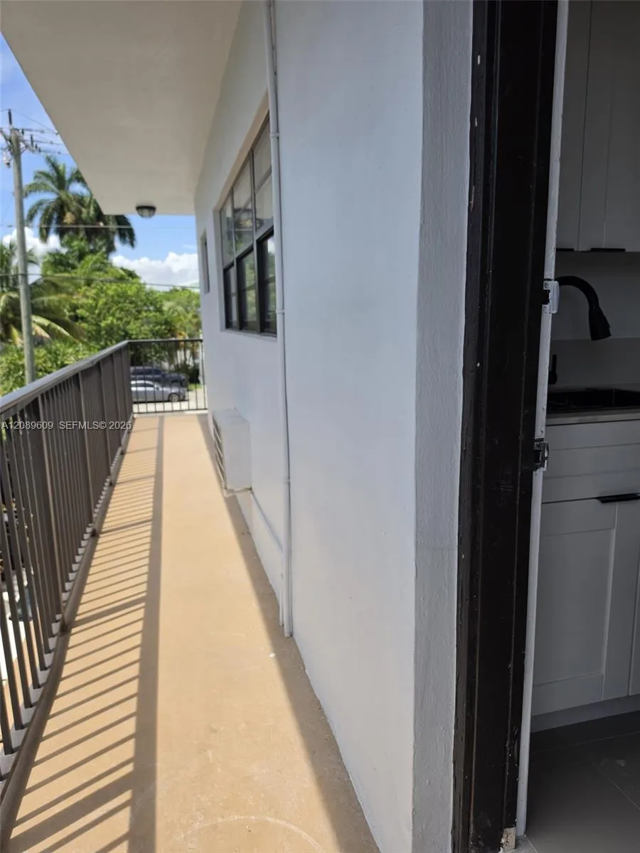 En Renta 7845 NE Bayshore Court 12A, Miami, FL 33138, Miami, FL 33138