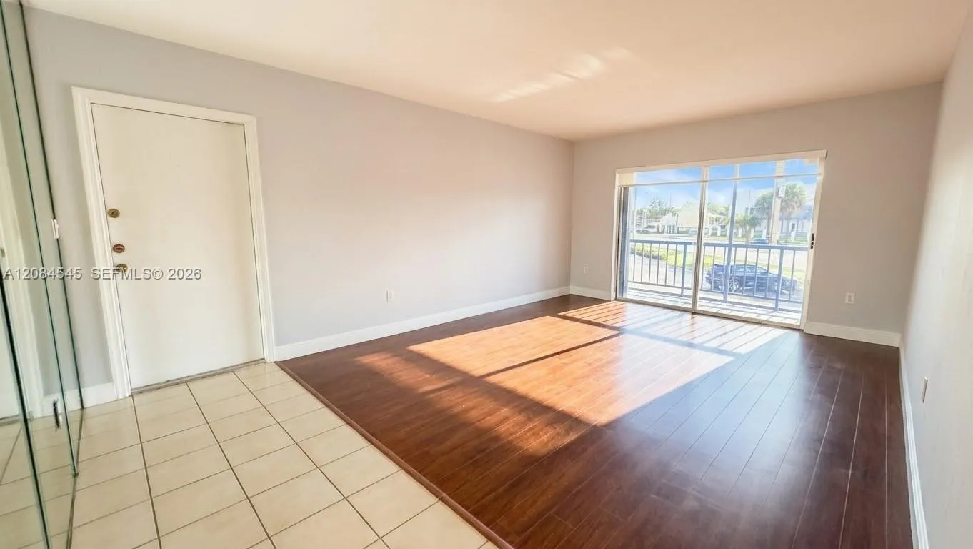 En Renta 7847 Miller Drive A205, Miami, FL 33155, Miami, FL 33155