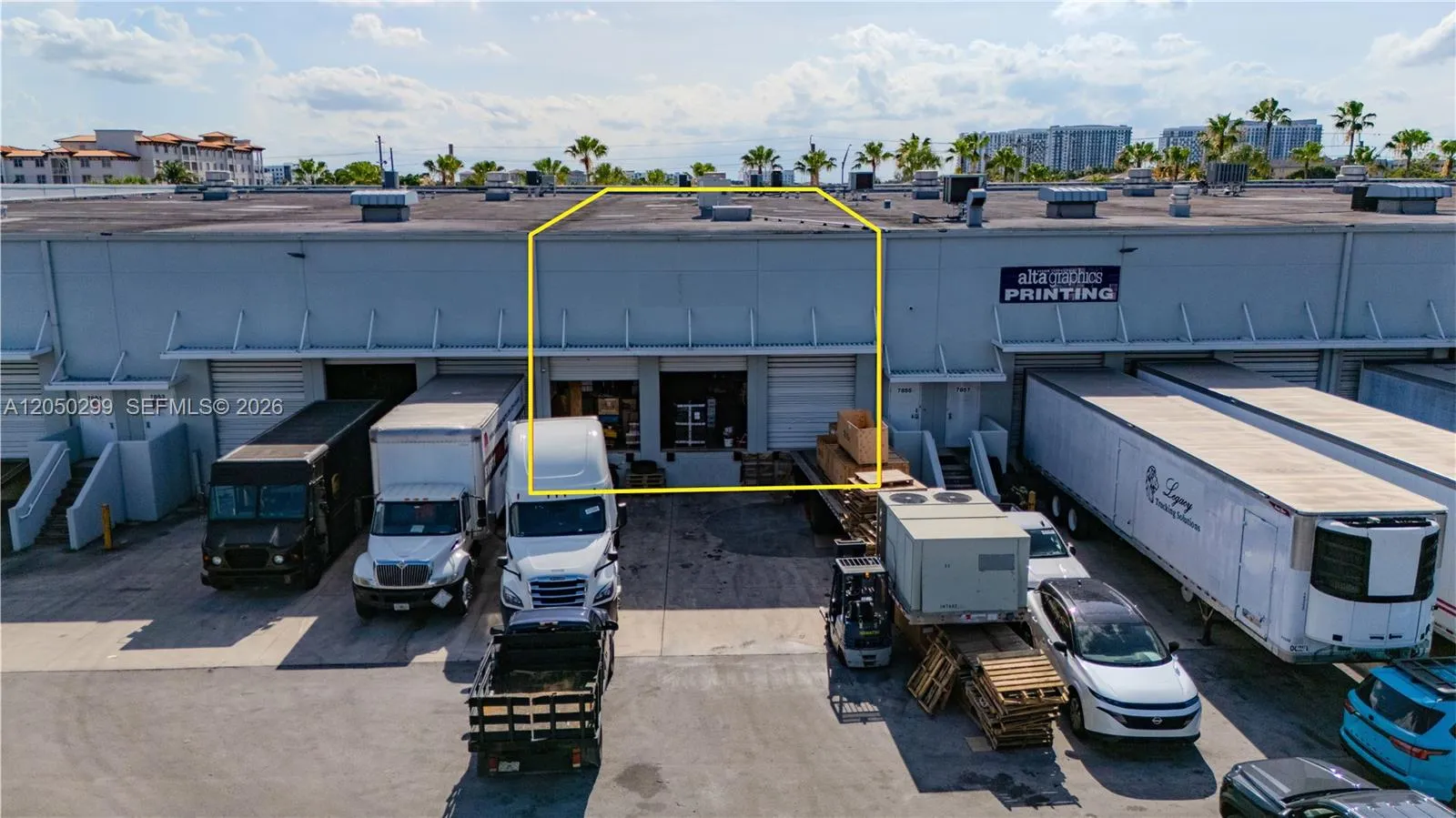 Foto de propiedad en 7855 NW 46th Street 3, Doral, FL 33166 Doral con MLS# 
