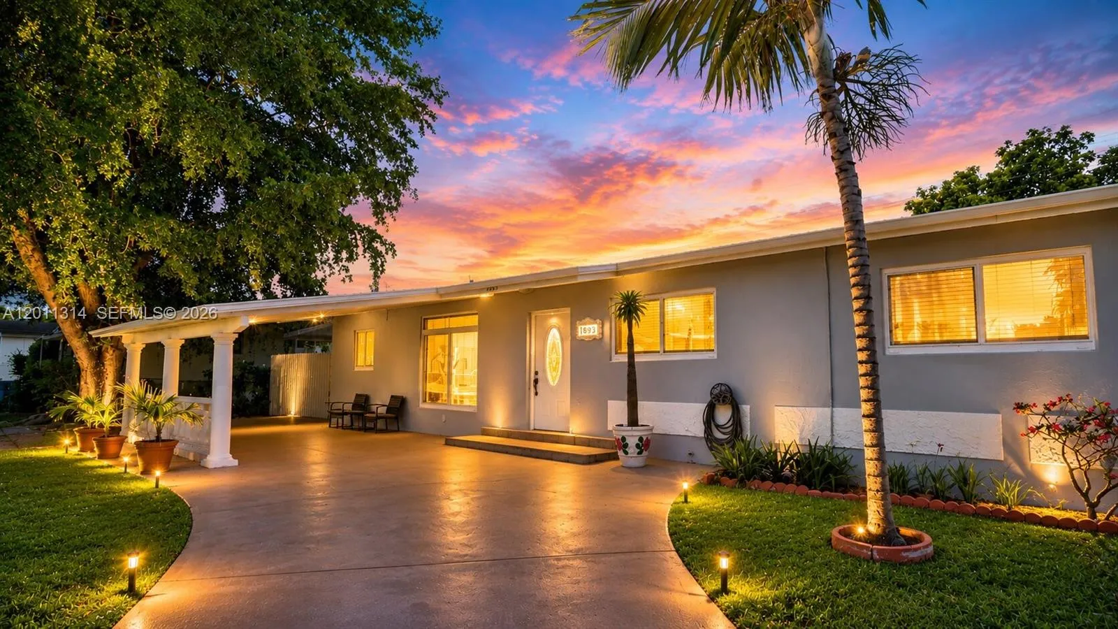 Vendido 7855 SW 22nd Street, Miami, FL 33155, Miami, FL 33155