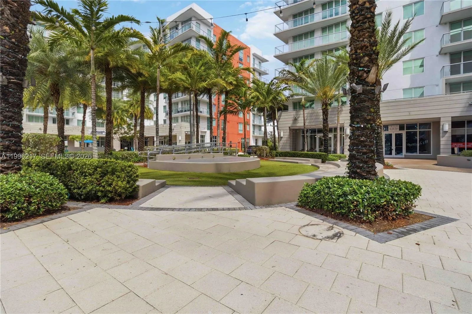 Foto de propiedad en 7875 NW 107th Avenue 310, Doral, FL 33178 Doral con MLS# 