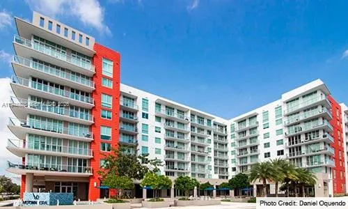 Foto de propiedad en 7875 NW 107th Avenue 819, Doral, FL 33178 Doral con MLS# 