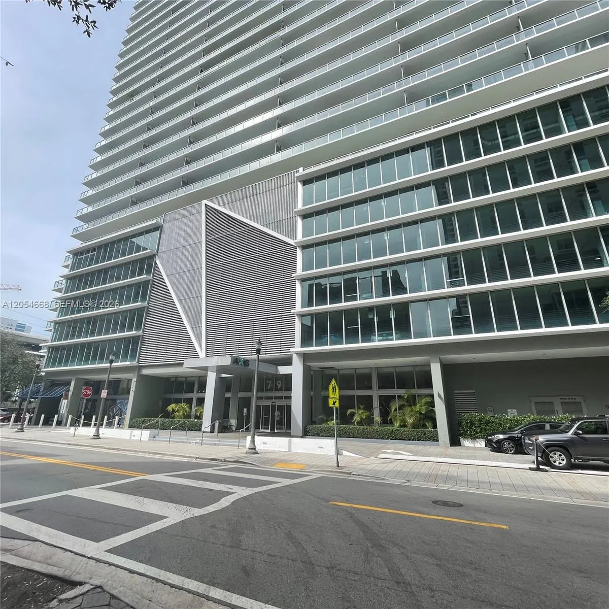 Foto de propiedad en 79 SW 12 Street 3011-S, Miami, FL 33130 Miami con MLS# 