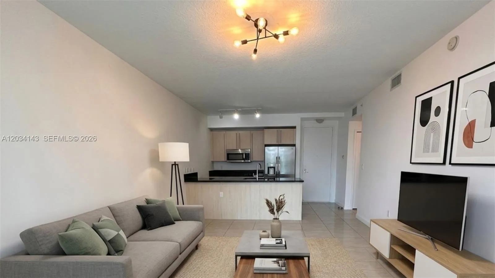 Foto de propiedad en 79 SW 12th Street 1102-S, Miami, FL 33130 Miami con MLS# 