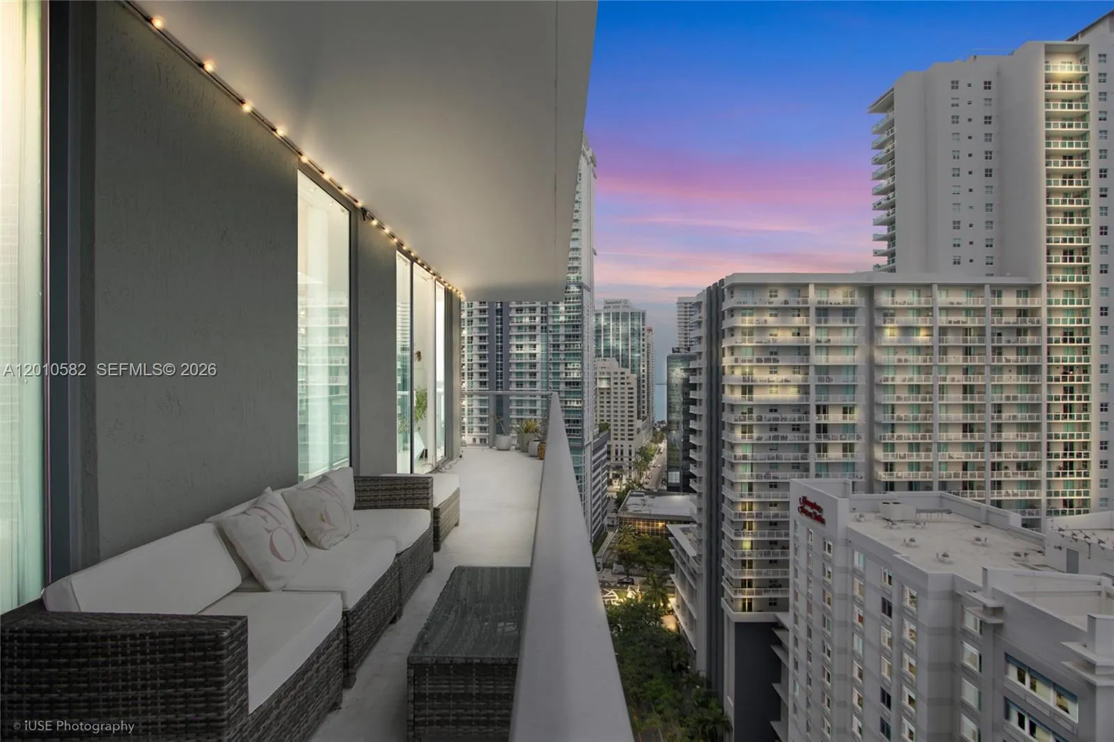 Foto de propiedad en 79 SW 12th Street 2306-S, Miami, FL 33130 Miami con MLS# 