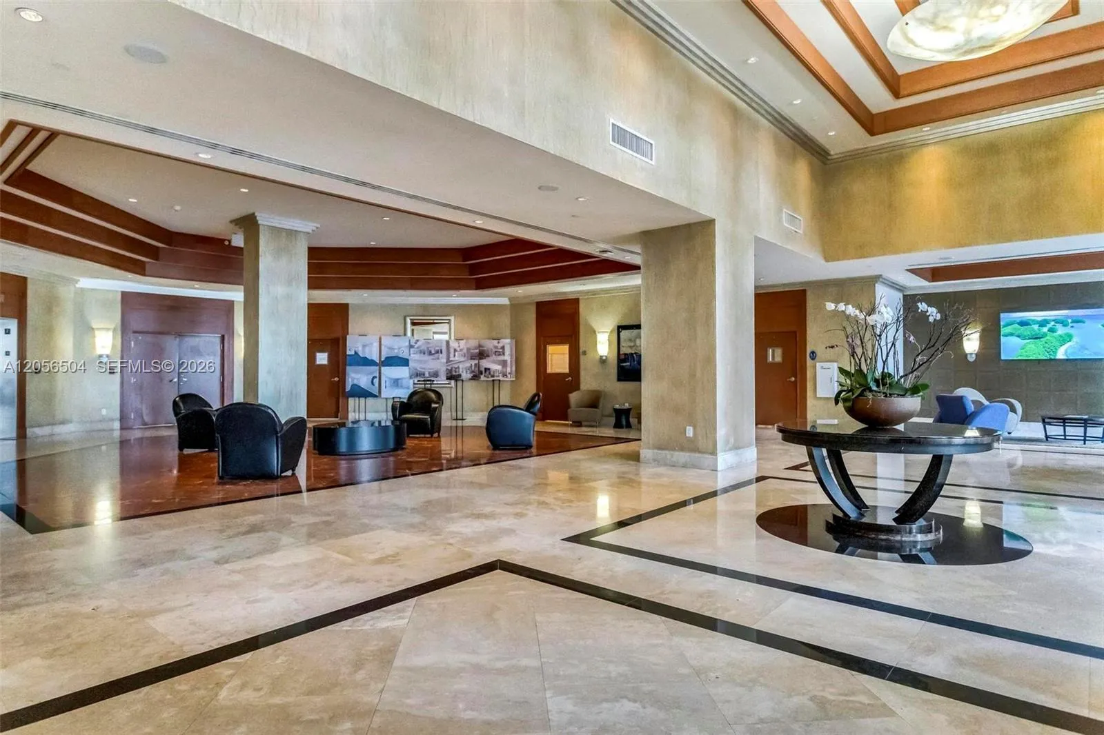 Foto de propiedad en 7900 Harbor Island Drive PH19, North Bay Village, FL 33141 North Bay Village con MLS# 