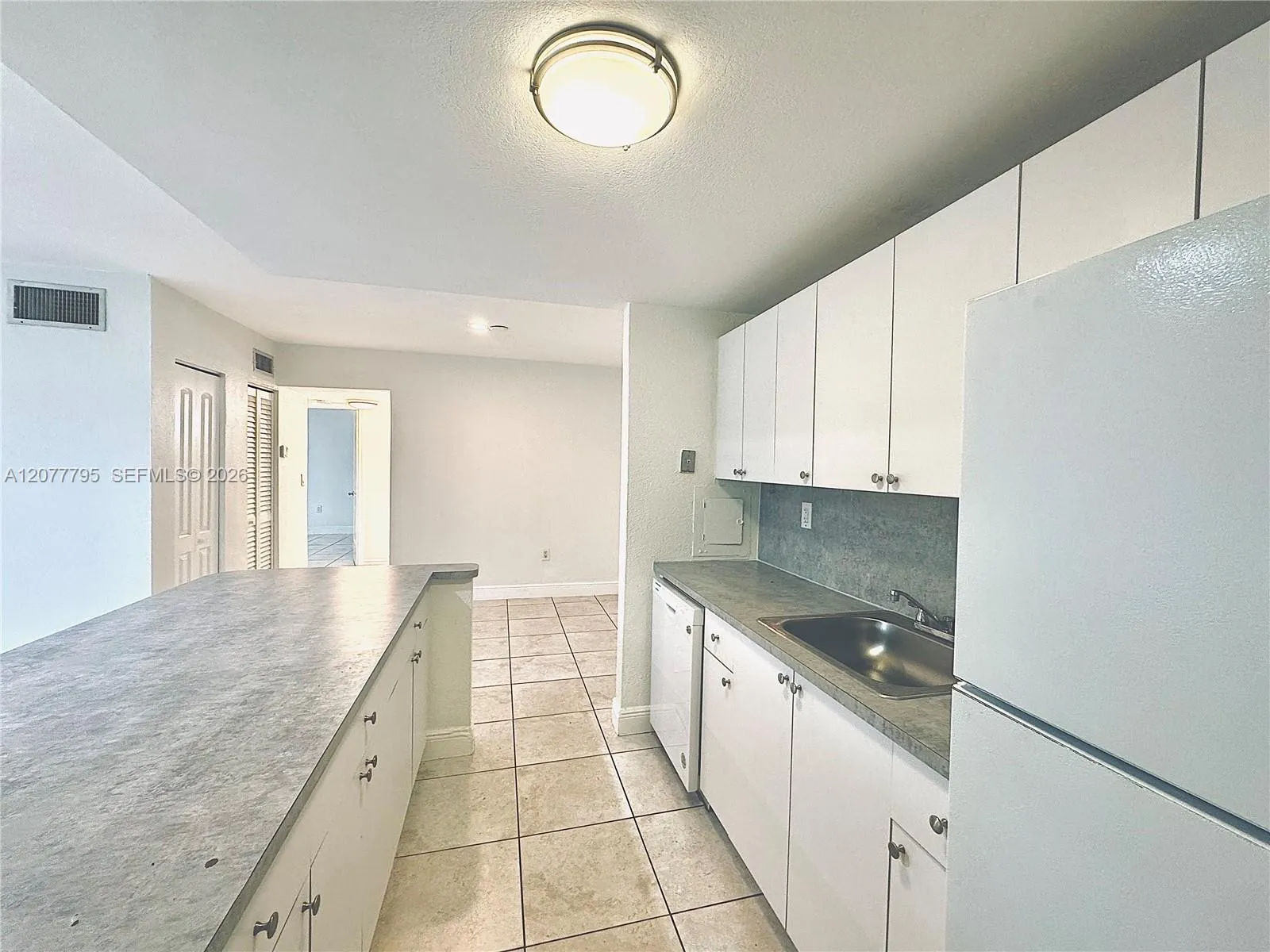 En Renta 7901 SW 104th Street 214H, Miami, FL 33156, Miami, FL 33156