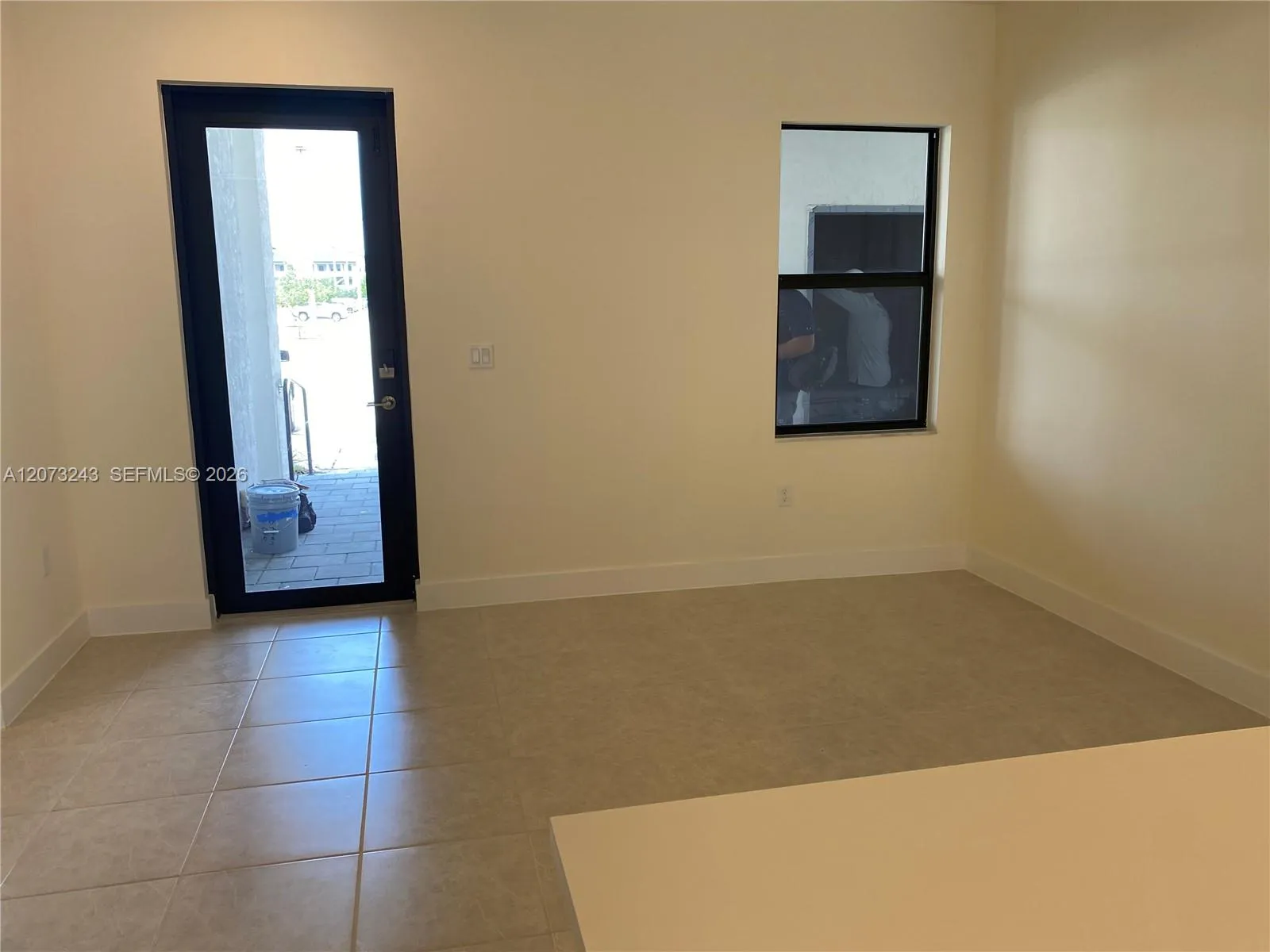 Foto de propiedad en 7915 NW 104th Avenue 4, Doral, FL 33178 Doral con MLS# 