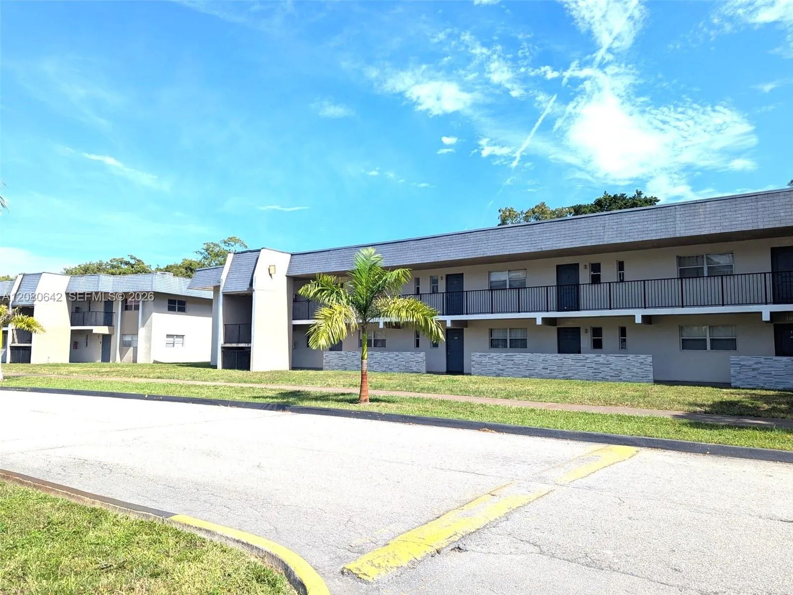 En Venta 7925 Fairview Drive 201, Tamarac, FL 33321, Tamarac, FL 33321