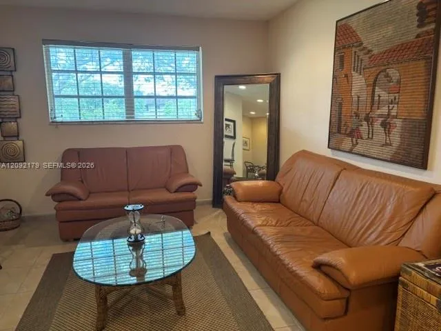 En Venta 7928 Camino Circle, Miami, FL 33143, Miami, FL 33143