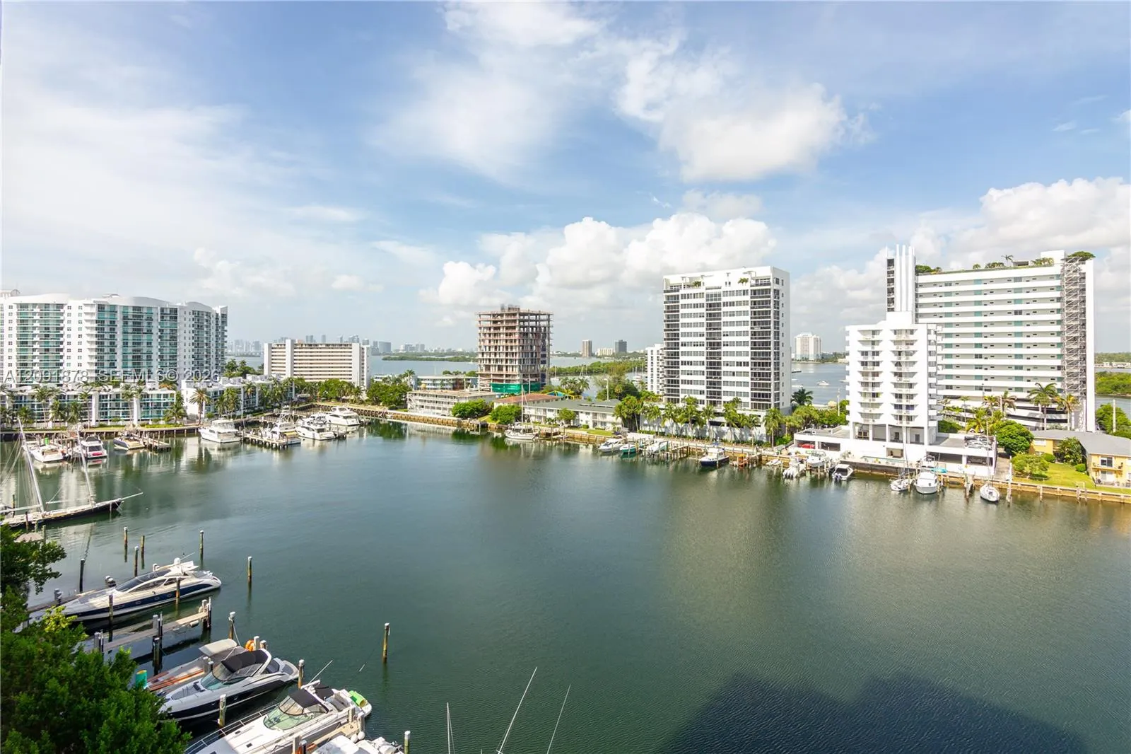 En Renta 7928 East Drive 903, North Bay Village, FL 33141, North Bay Village, FL 33141