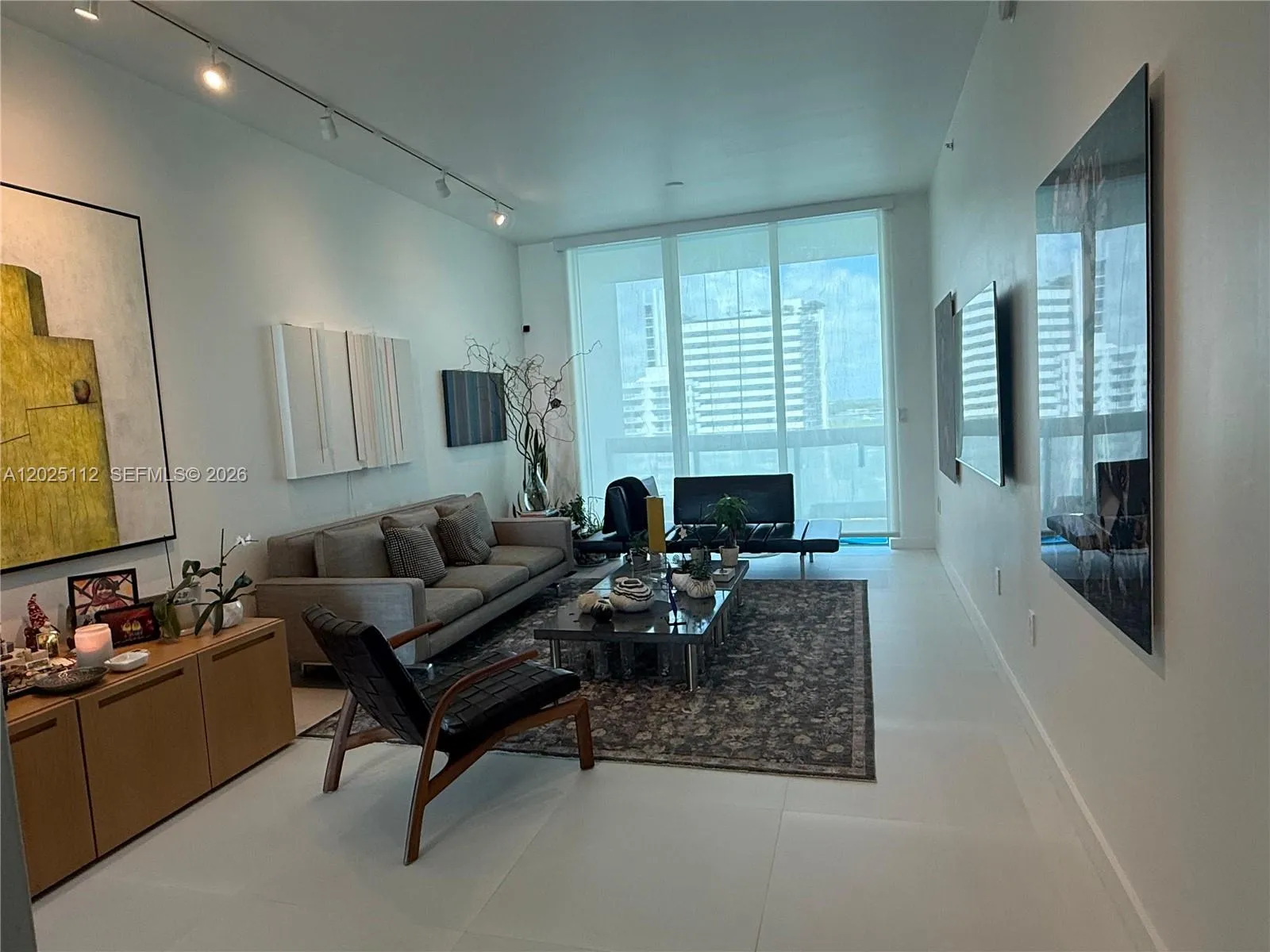 Foto de propiedad en 7928 East Drive 904, North Bay Village, FL 33141 North Bay Village con MLS# 