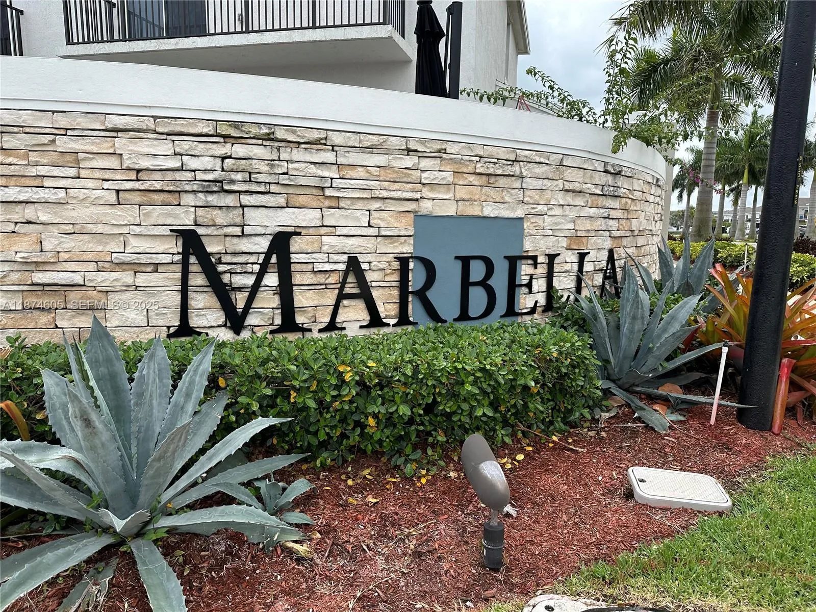 Foto de propiedad en 793 SE 19th Street, Homestead, FL 33034 Homestead con MLS# 