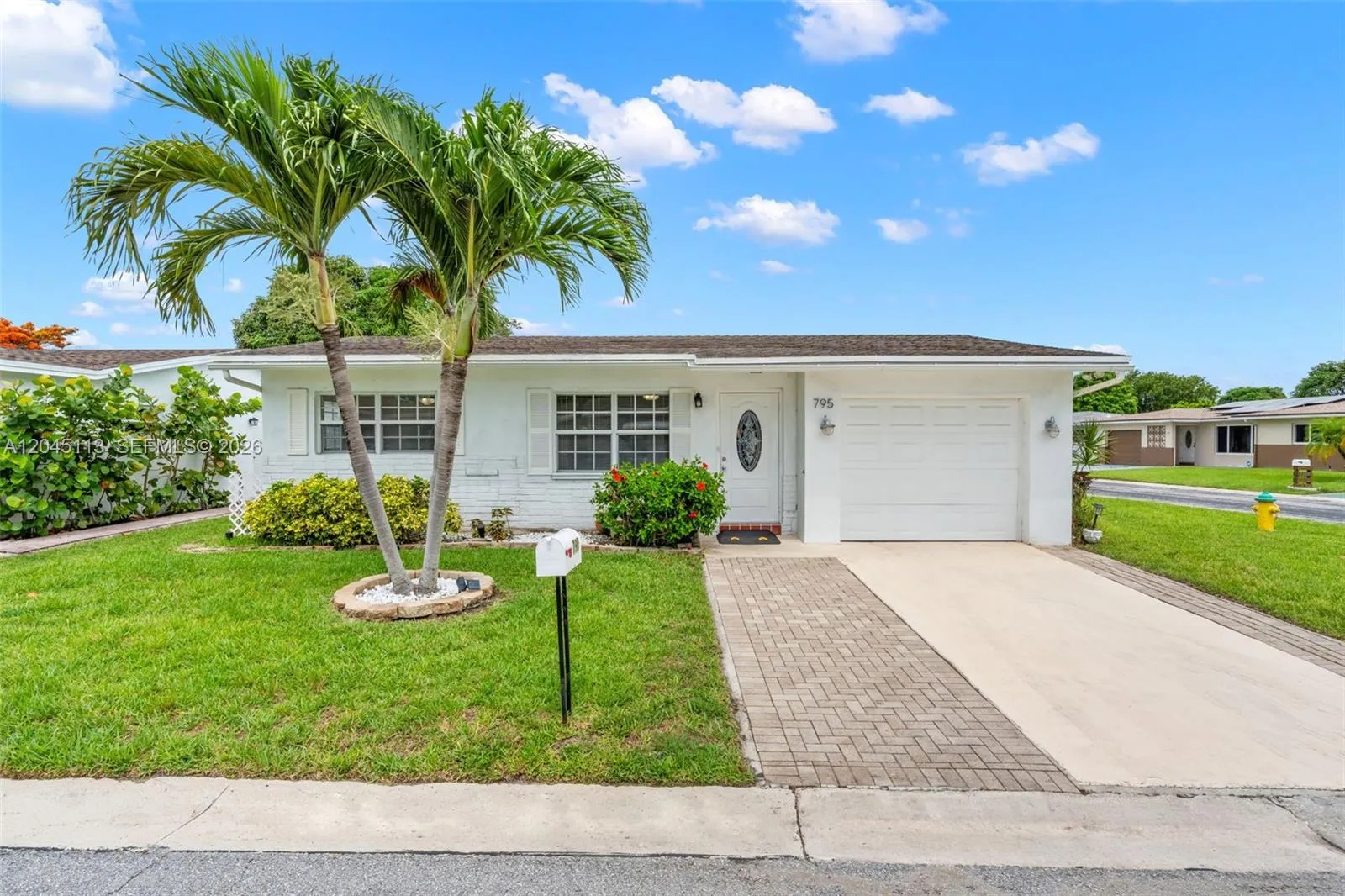 Foto de propiedad en 795 NW 73rd Avenue, Margate, FL 33063 Margate con MLS# 