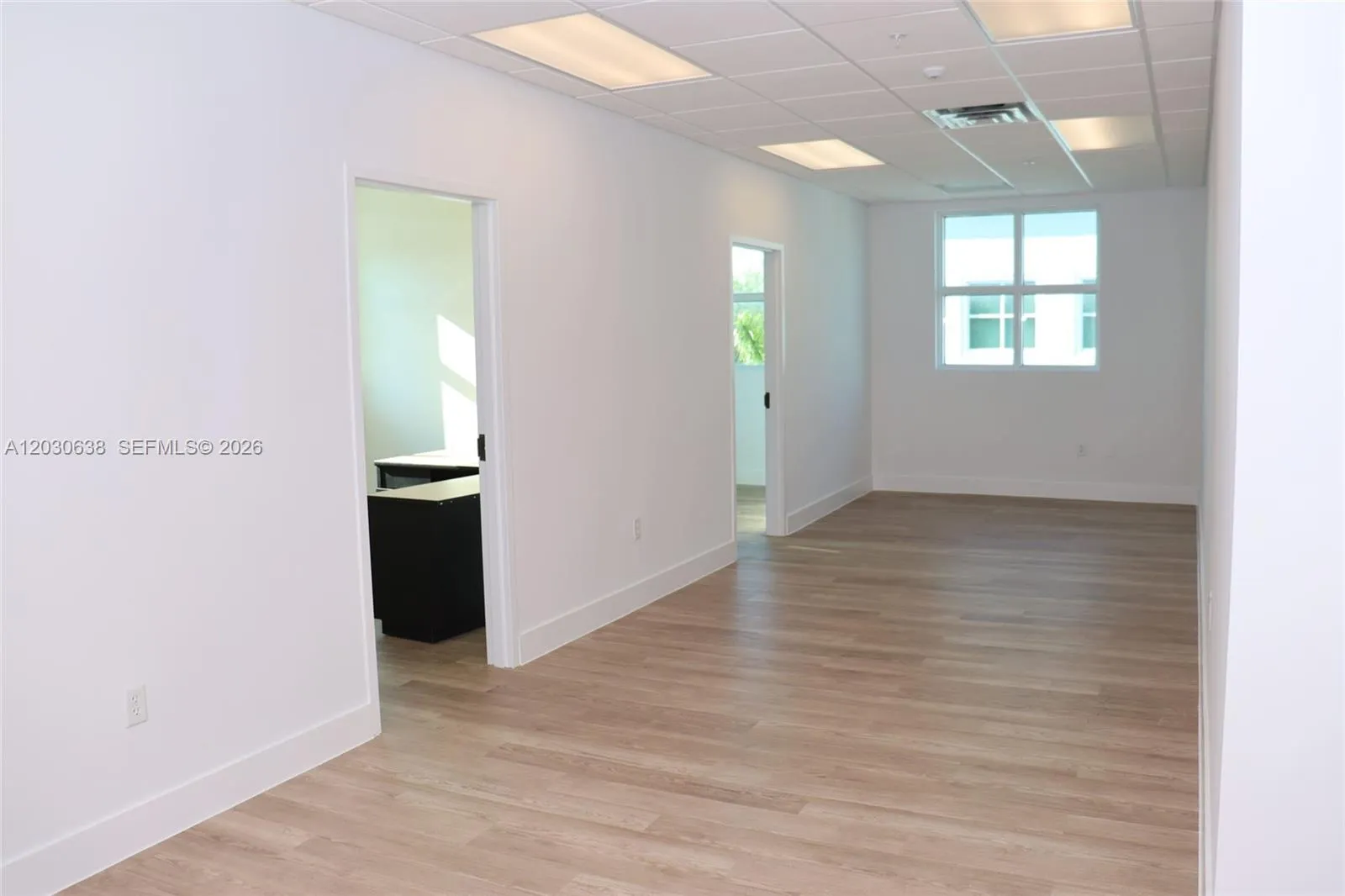 Foto de propiedad en 7951 Riviera Boulevard 311, Miramar, FL 33023 Miramar con MLS# 