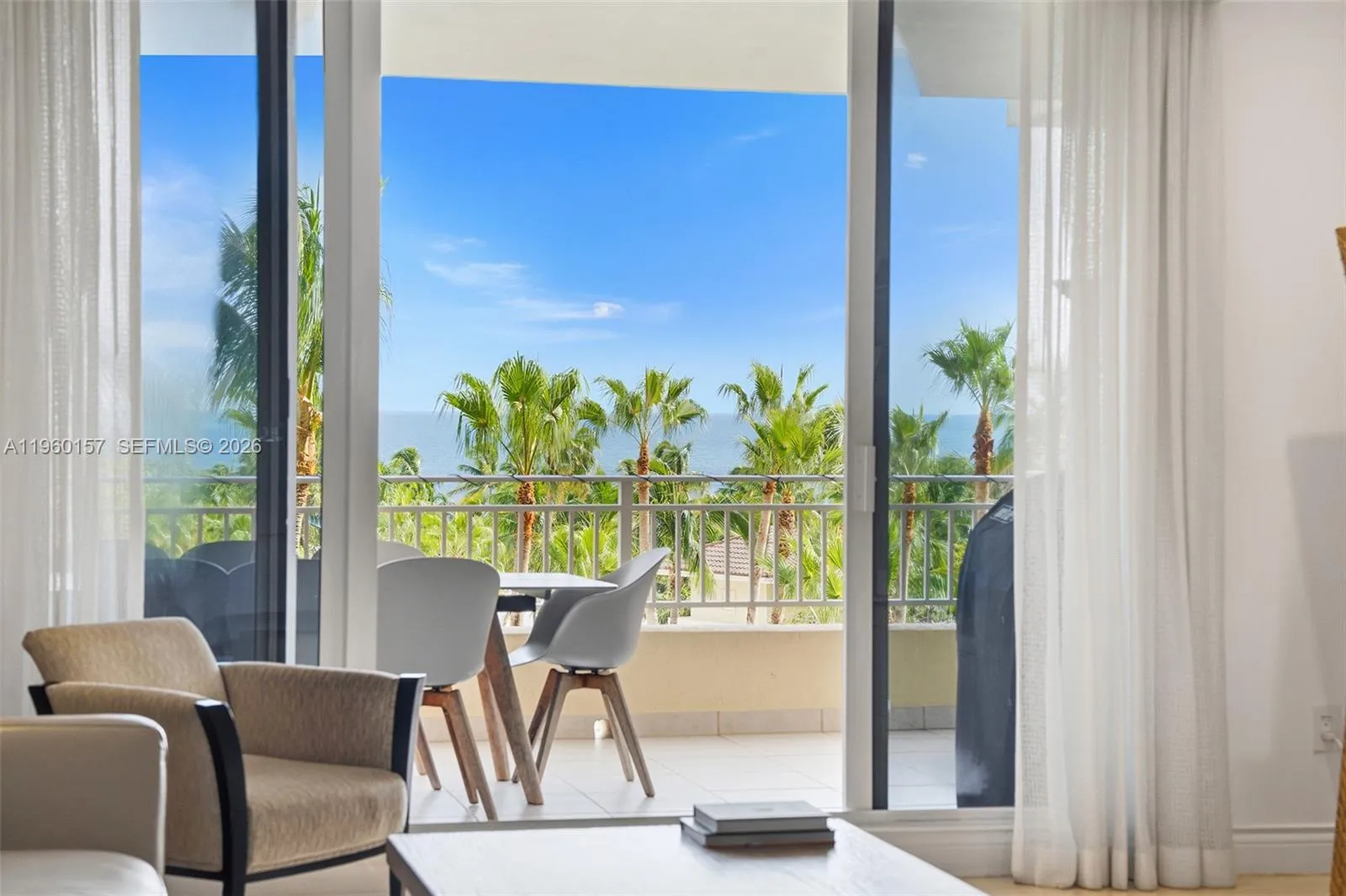 Foto de propiedad en 799 Crandon Boulevard 605, Key Biscayne, FL 33149 Key Biscayne con MLS# 