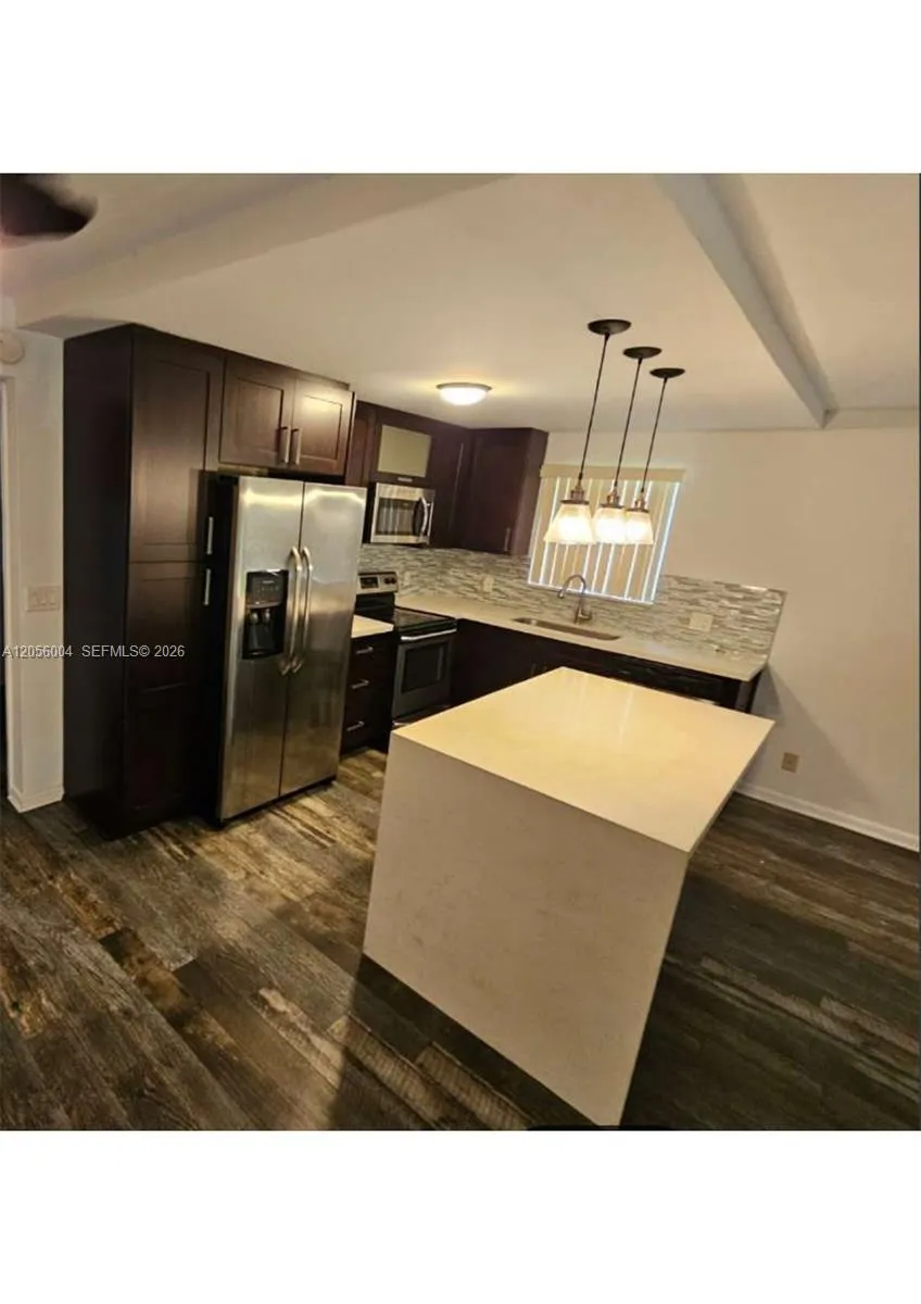 Foto de propiedad en 8 Farnham A 8, Deerfield Beach, FL 33442 Deerfield Beach con MLS# 