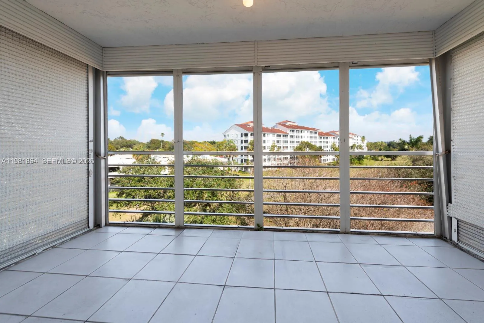 Foto de propiedad en 800 Cypress Grove Drive 509, Pompano Beach, FL 33069 Pompano Beach con MLS#