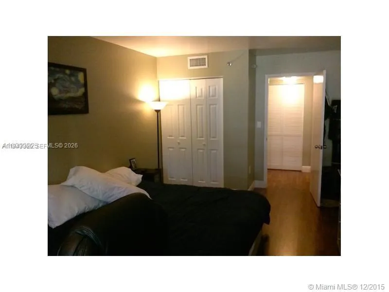Foto de propiedad en 800 N Miami Avenue E-1108, Miami, FL 33136 Miami con MLS# 