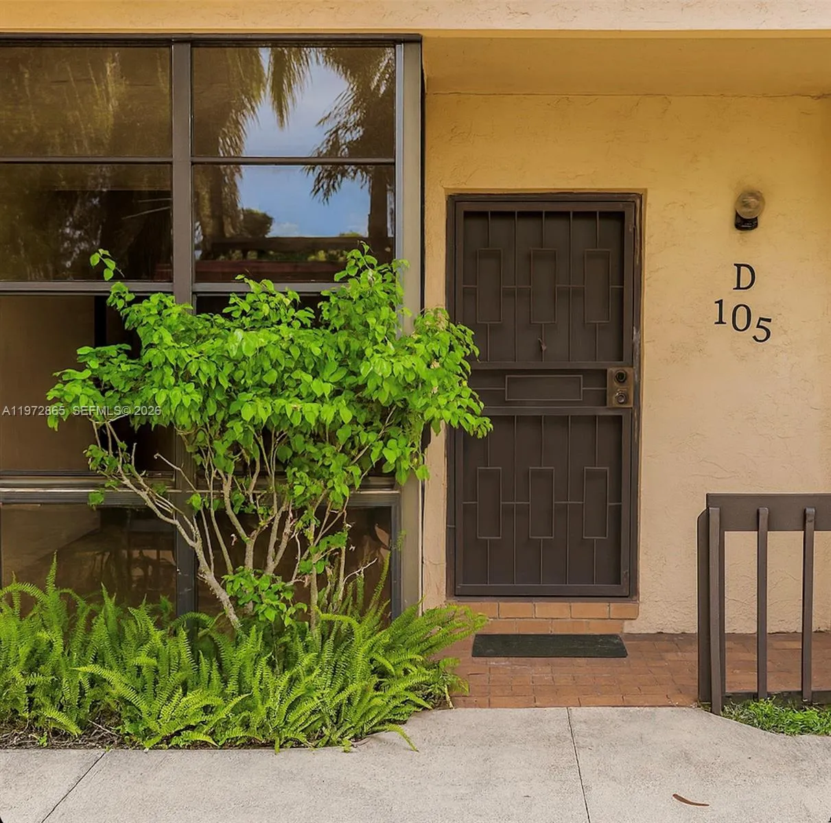 En Renta 800 NE 199th Street 105D, Miami, FL 33179, Miami, FL 33179