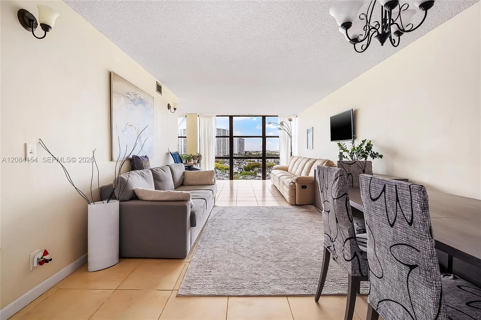 En Venta 800 Parkview Drive 901, Hallandale Beach, FL 33009, Hallandale Beach, FL 33009