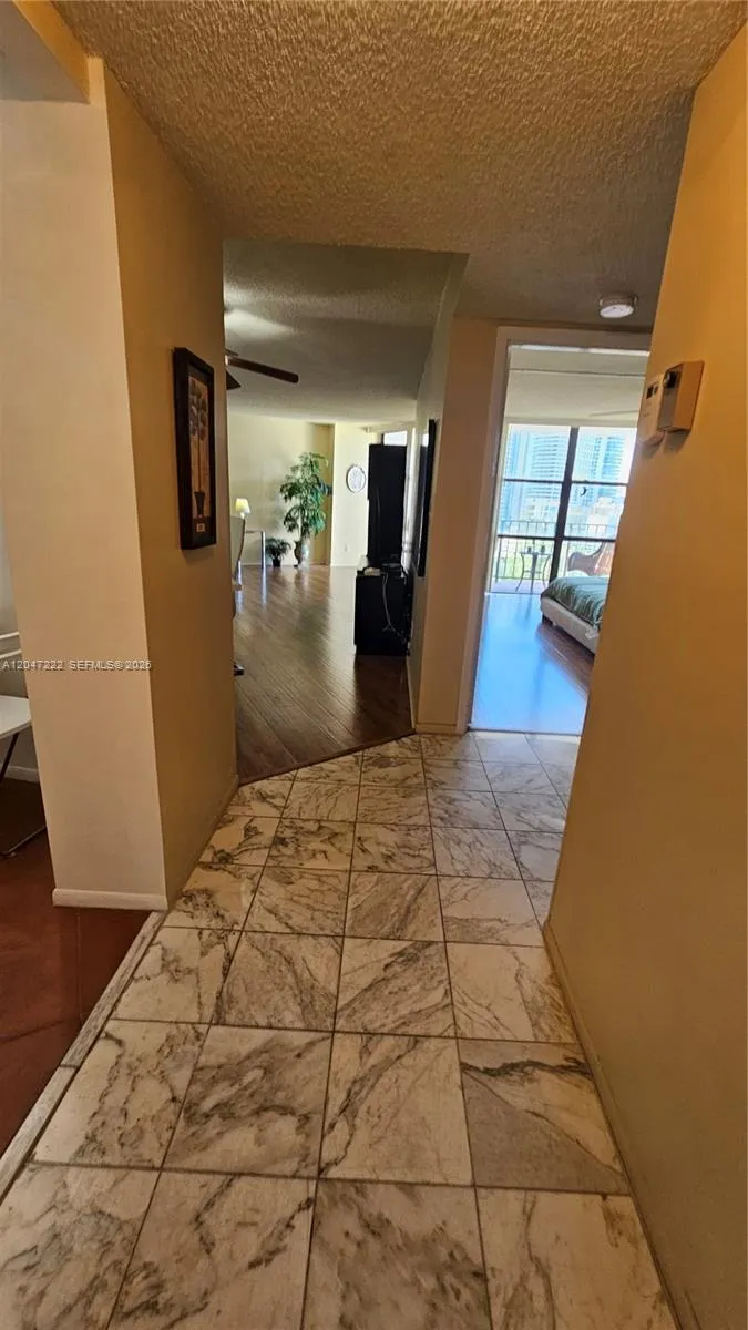 Foto de propiedad en 800 Parkview Drive 912, Hallandale Beach, FL 33009 Hallandale Beach con MLS#