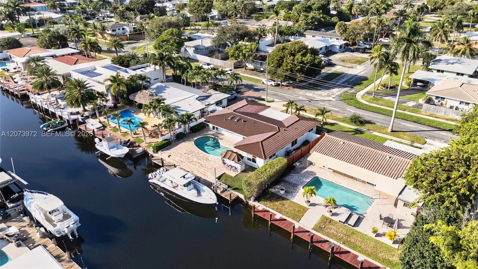Foto de propiedad en 800 SE 3rd Terrace, Pompano Beach, FL 33060 Pompano Beach con MLS# 