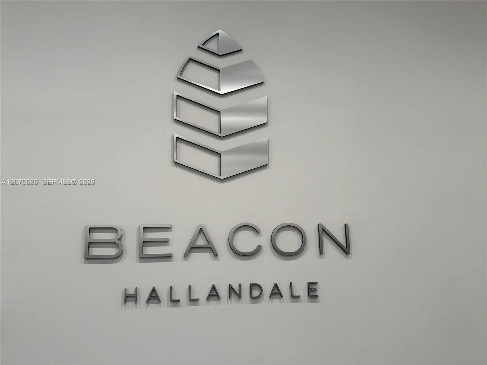 Foto de propiedad en 800 SE 4th Avenue 806, Hallandale Beach, FL 33009 Hallandale Beach con MLS# 