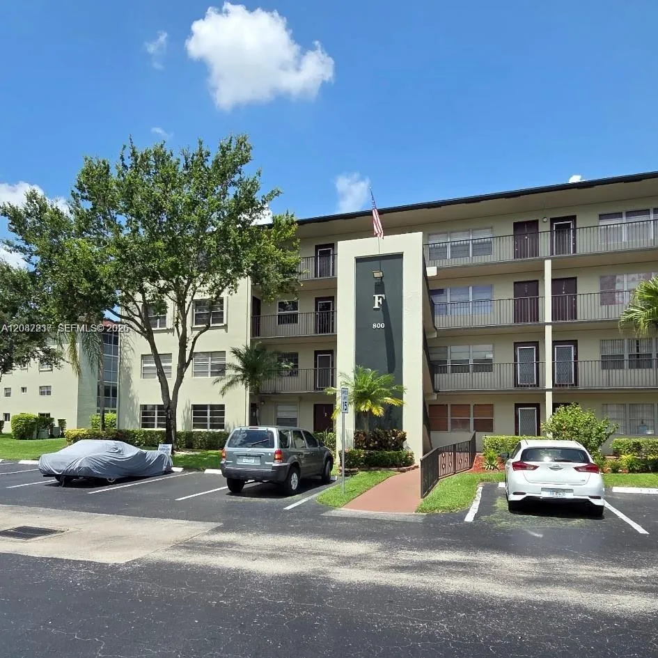 En Renta 800 SW 131st Avenue 301F, Pembroke Pines, FL 33027, Pembroke Pines, FL 33027