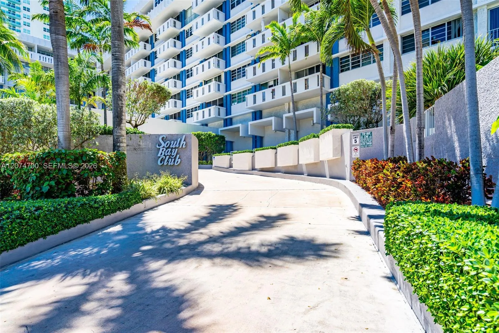 Foto de propiedad en 800 West Avenue 509, Miami Beach, FL 33139 Miami Beach con MLS# 