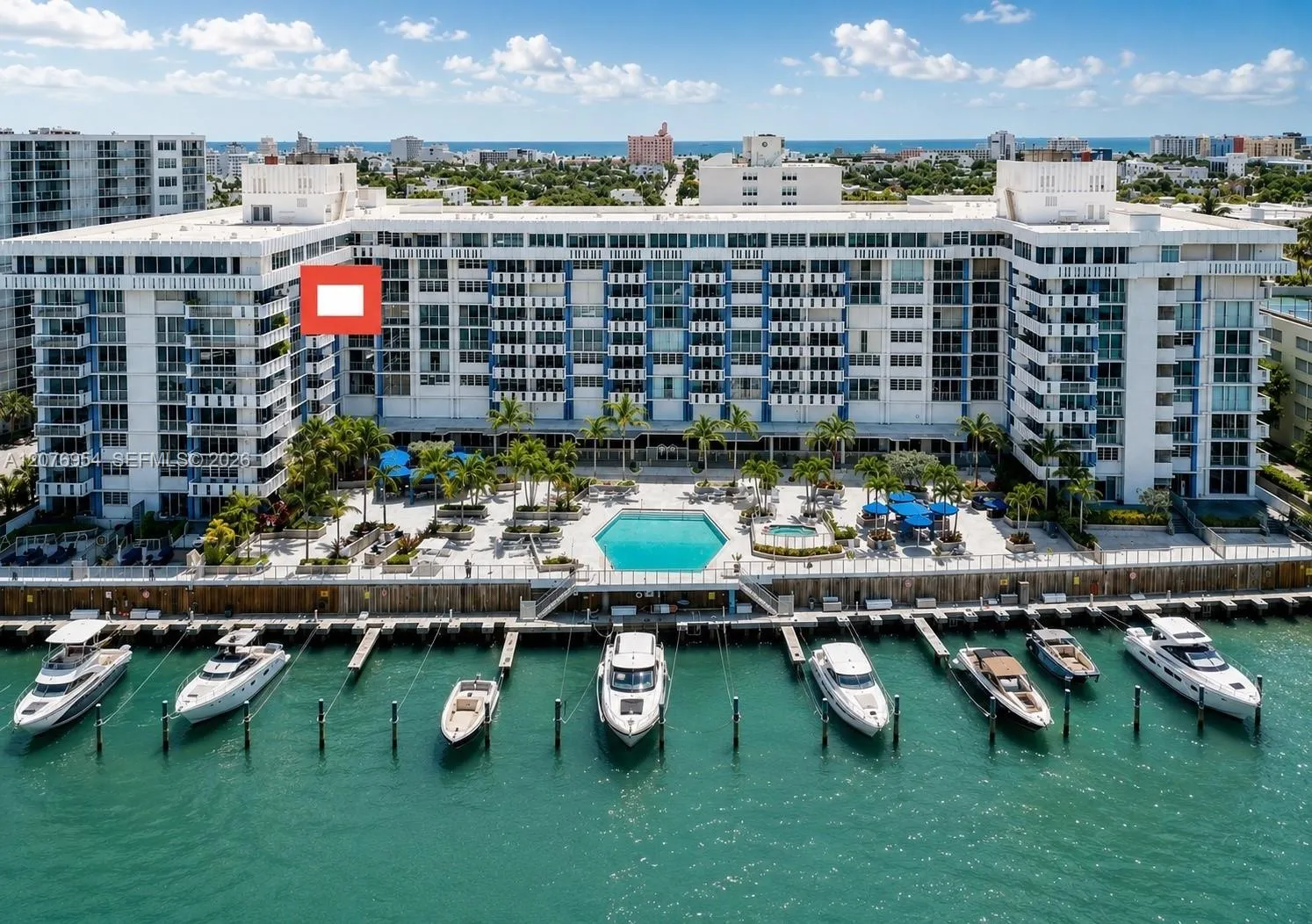 Foto de propiedad en 800 West Avenue 741, Miami Beach, FL 33139 Miami Beach con MLS# 