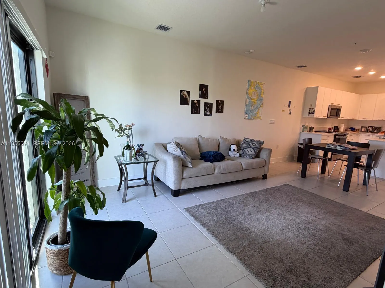 Foto de propiedad en 8001 NW 41st Street F-310, Doral, FL 33166 Doral con MLS# 