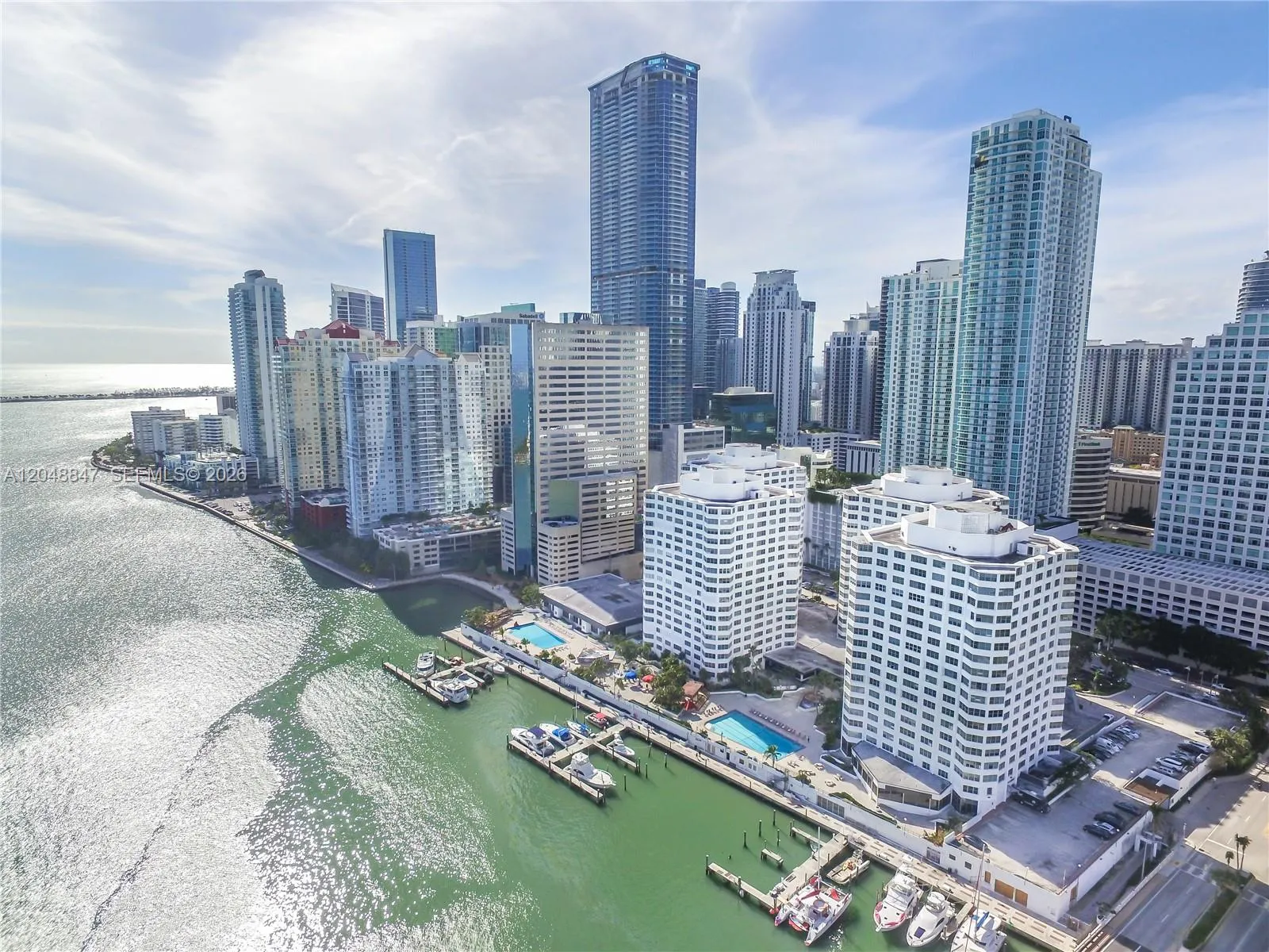 Alquilada 801 Brickell Bay Drive 365, Miami, FL 33131, Miami, FL 33131